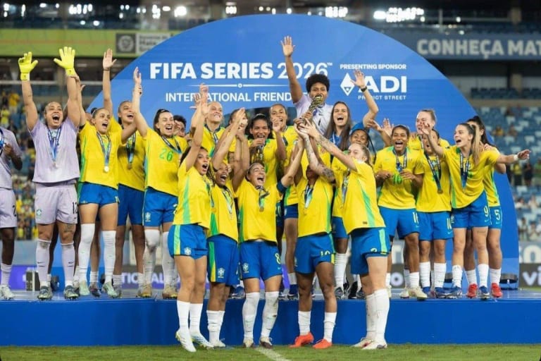 Copa de 2027 pode acelerar nova fase de financiamento do futebol feminino 