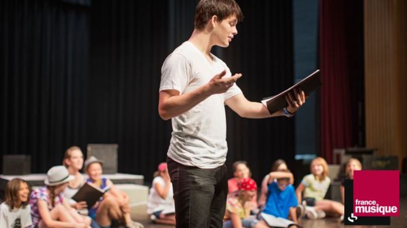 comédiens en cours de theâtre France musique