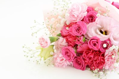 花束の値段はいくらが相場 お花の選び方も解説 プロ監修 Zehitomo Journal