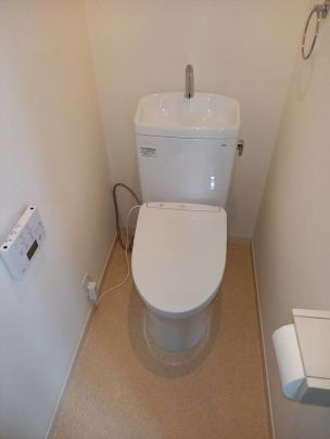 節水型でセパレート型の
トイレへとリフォーム