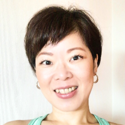 朝ヨガ・歪み改善講師YURI 's avatar