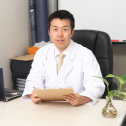 大阪西区 加圧トレーニングセンター・インストラクター塩村尊博