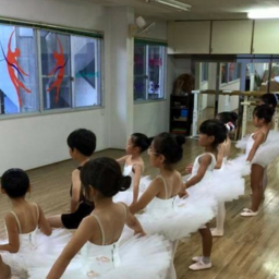有川泉バレエアカデミー