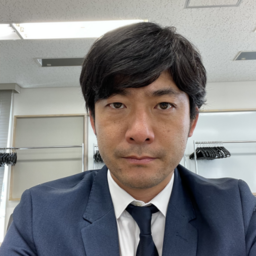 株式会社ファミーリア