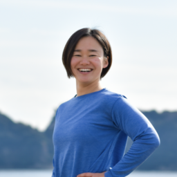 トレーナー　マドカ