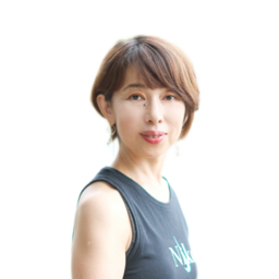 ４５歳以上女性専門食べ痩せダイエットとヨガのオンラインプログラム