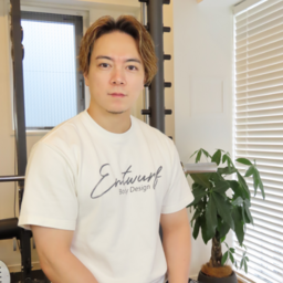 白砂峻/姿勢改善ボディメイク専門のパーソナルジム