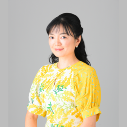 生け花作家　新井悠月