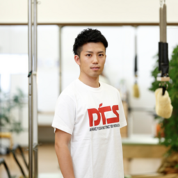 PHIピラティスインストラクター　大坪真之　（オンライン対応可能）