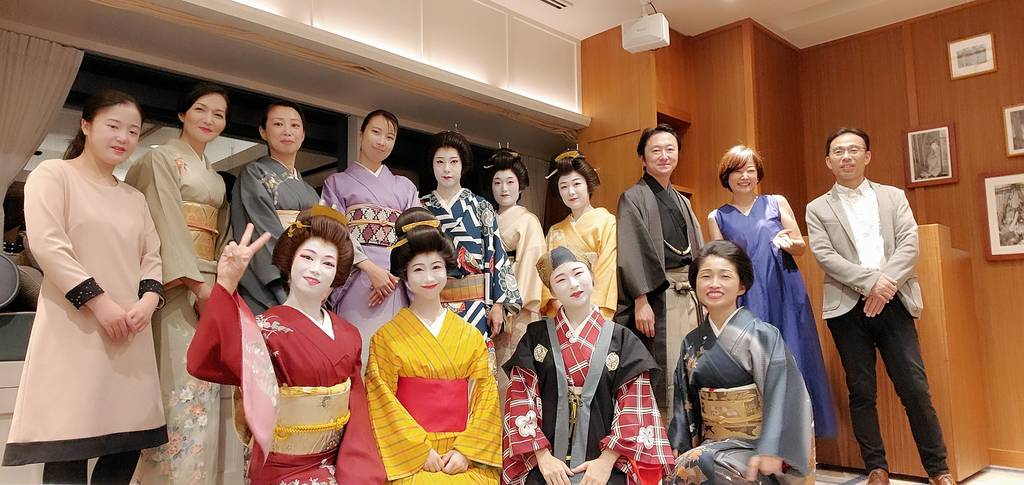 鳳條 ノ 会 | 東京都目黒区 | 日本舞踊(日舞)レッスン | ゼヒトモ