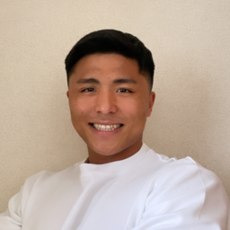 健康的に身体を変えるコーチ 齊藤トレーナー