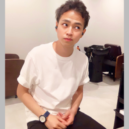 株式会社　Rise beauty