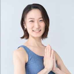 ヨガスタジオアムリタ