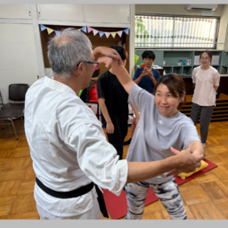 東風会（イーストウイングス）