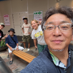 株式会社グラッドコミュニケーション