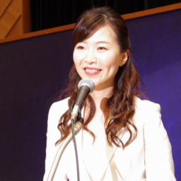 【MC 20年の実績！現役アナウンサー】 篠原 まなか