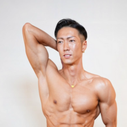 【ダイエットや体作りお任せください】トレーナー長副