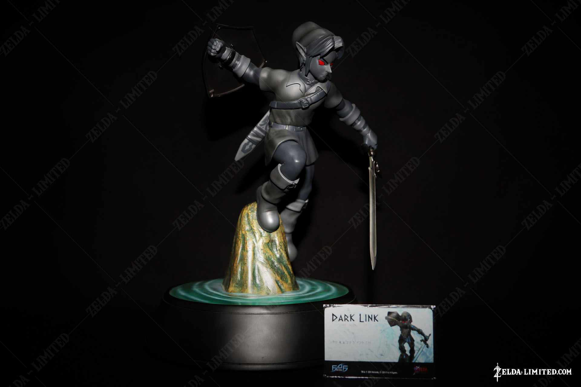 dark link statue exclusive statue