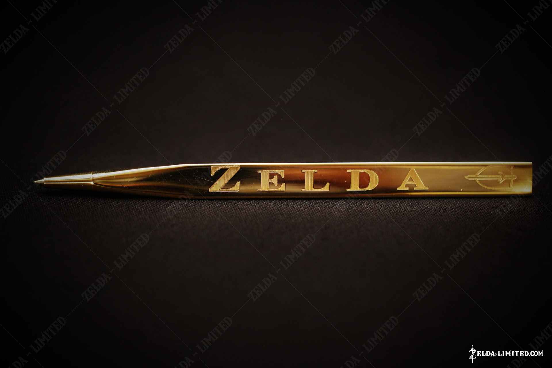 gold pen