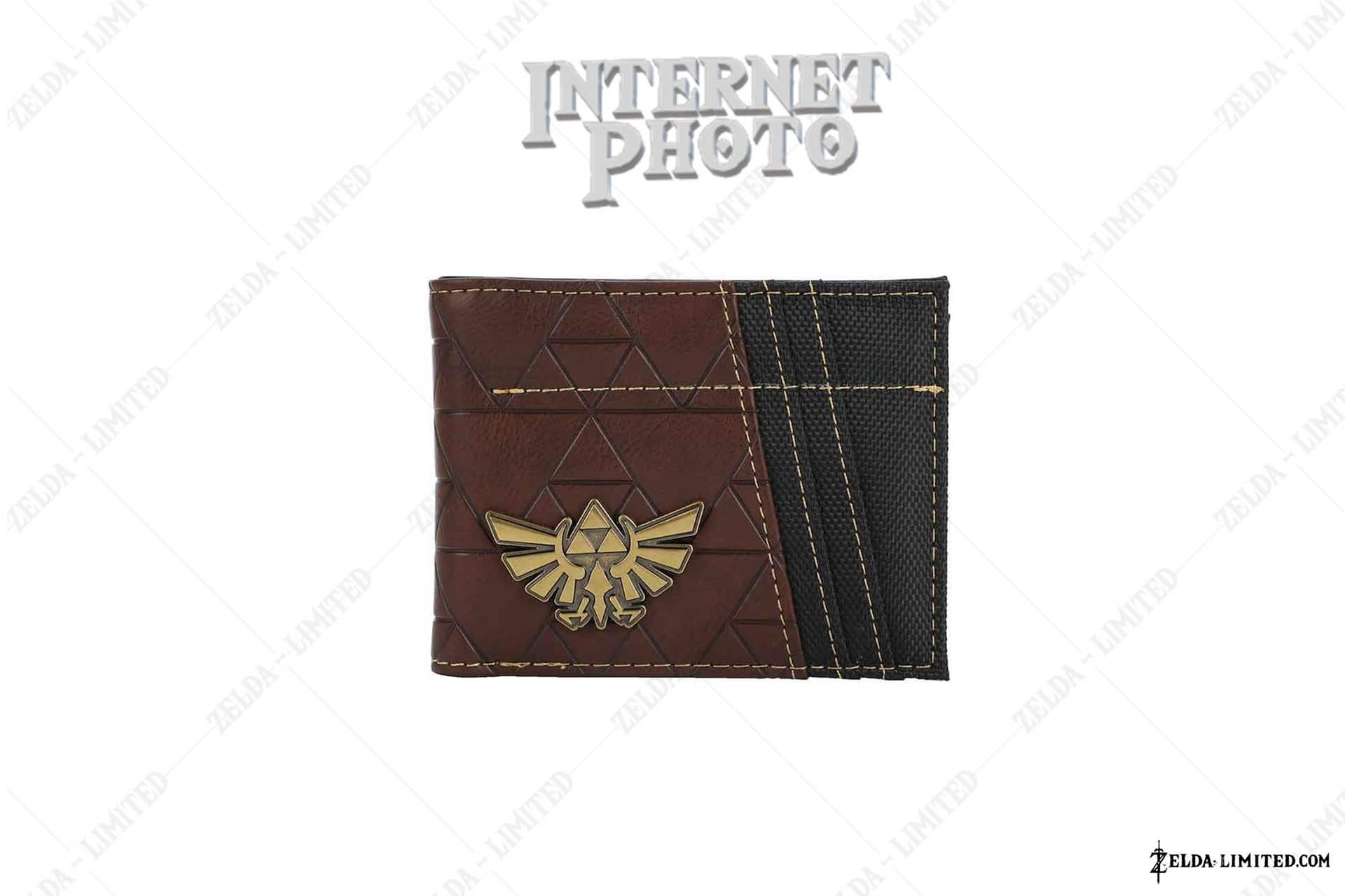 Hyrule Crest Badge Bi-fold Wallet