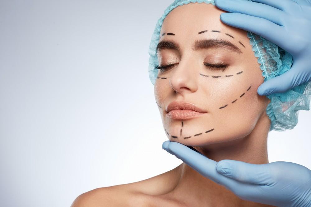 Your Guide to Choosing the Best Plastic Surgeon in Newpor...