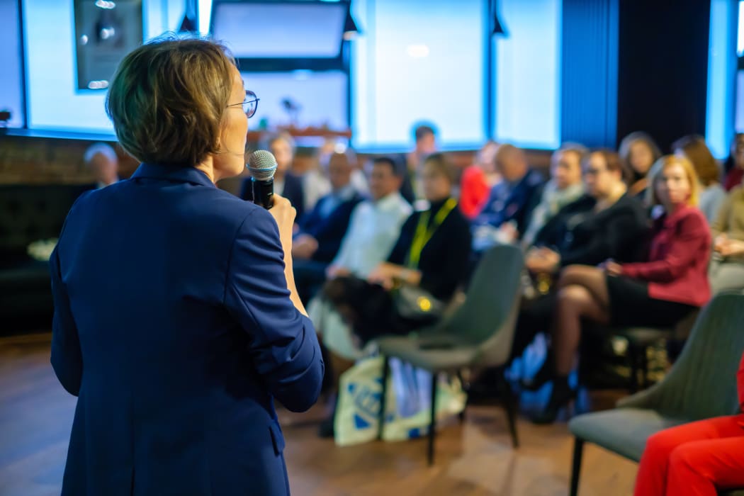 Eye Contact with Your Audience