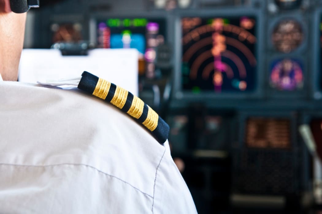 airline pilot