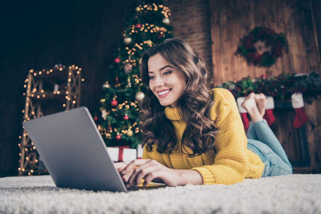 Online Holiday Shopping