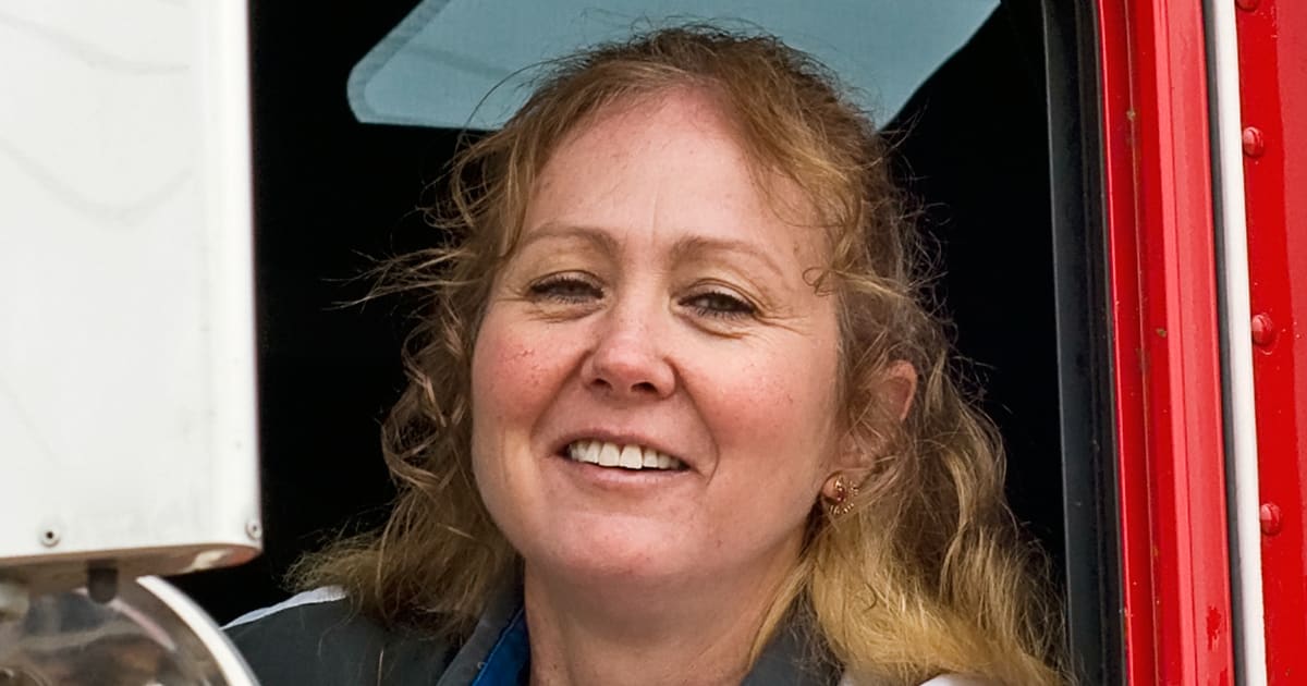 How to Get an LLC for a Trucking Company ZenBusiness Inc.