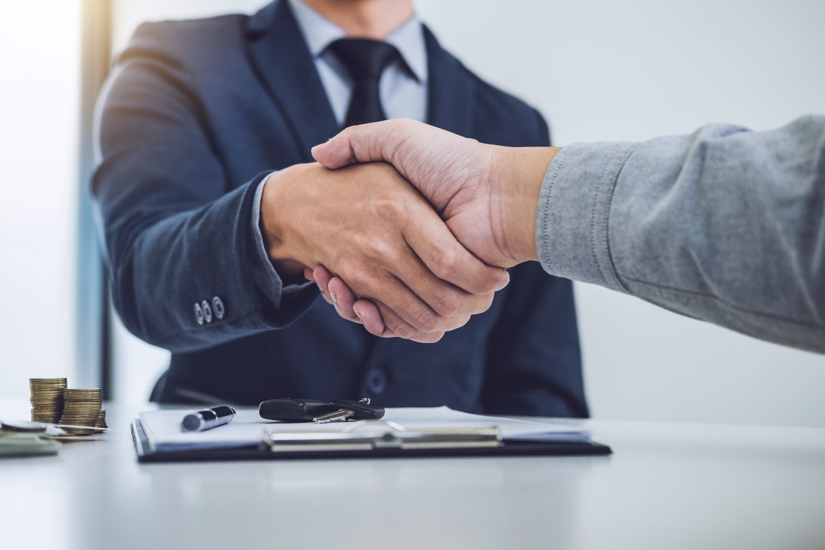 handshake over keys