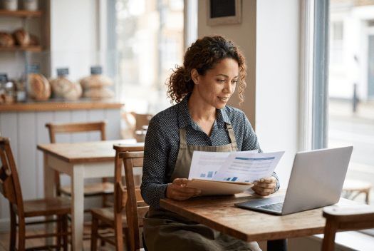 Business owner comparing Direct Incorporation and LegalZoom