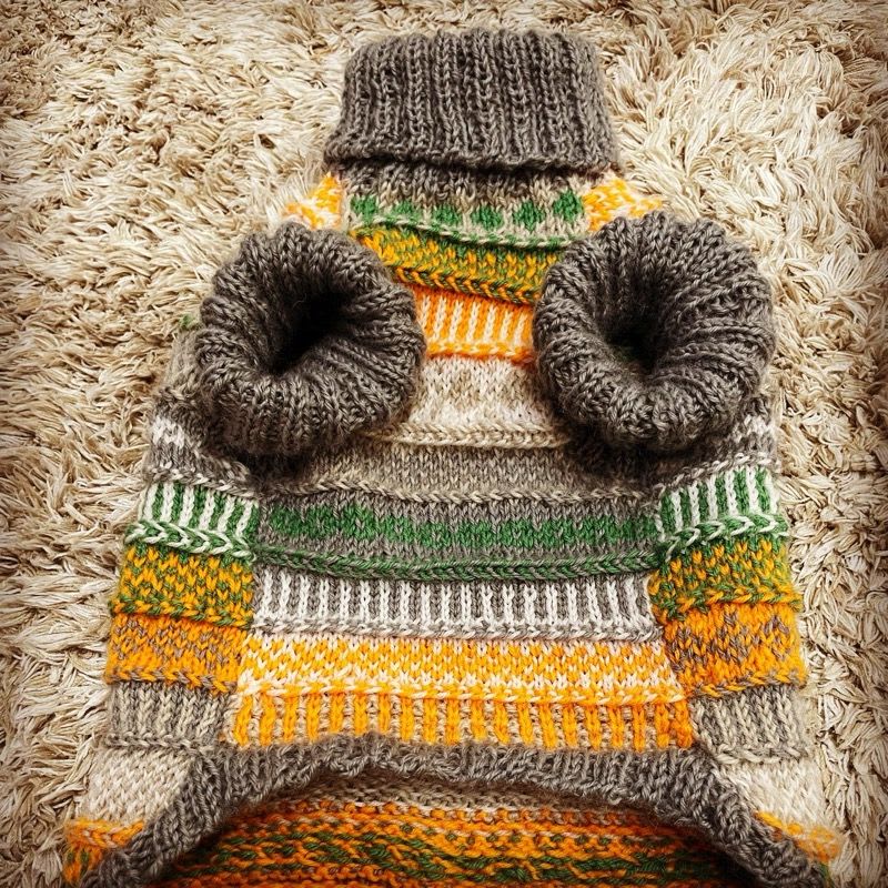 キヒノヴィッツ・ラトビアンブレードの編み物