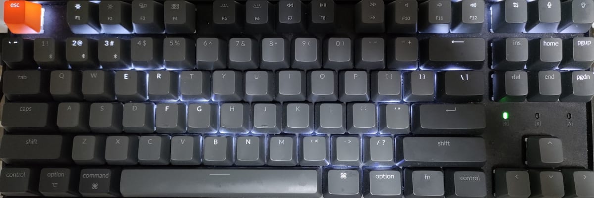 ワイヤレスキーボードの絵