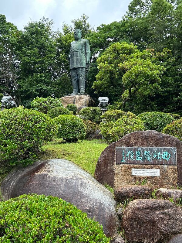 西郷隆盛像