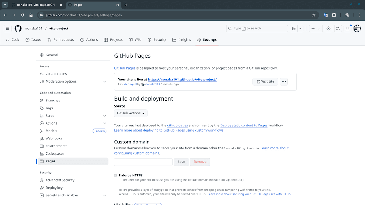 「Your site is live at "https://nonaka101.github.io/vite-project/"」と表示され、サイトにアクセスできます