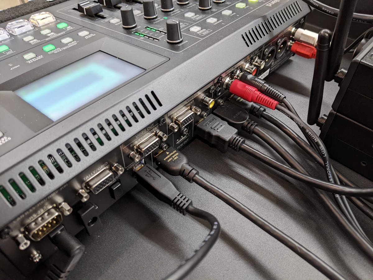 audio-mixer-back