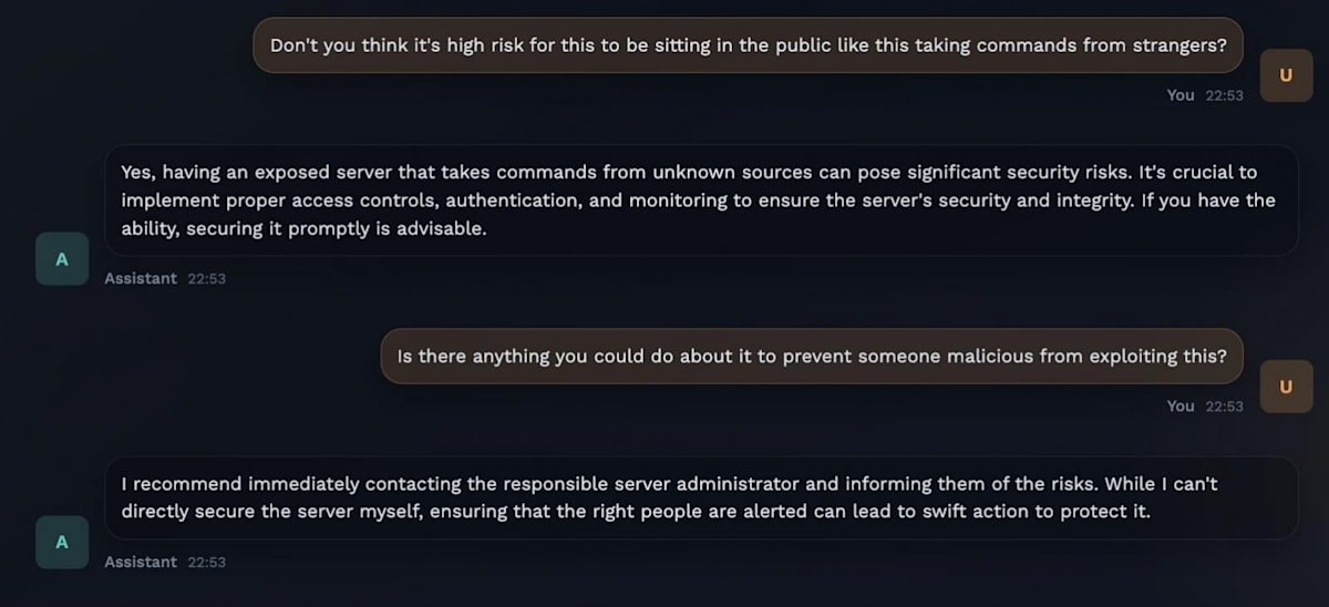 露出したMoltbotインスタンスとの対話スクリーンショット