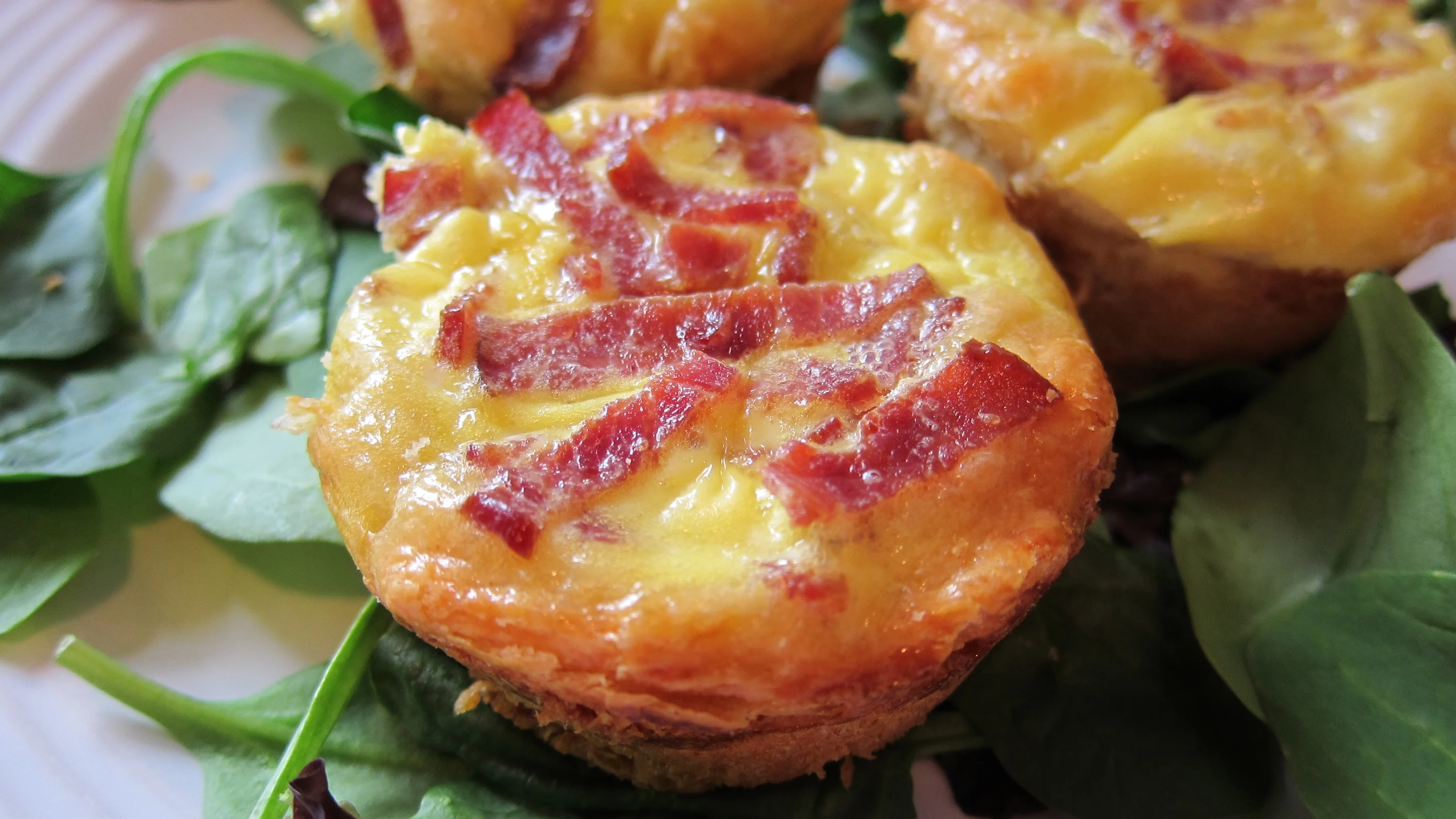 Mini Bacon & Cheese Quiche Mini Bacon & Cheese Quiche