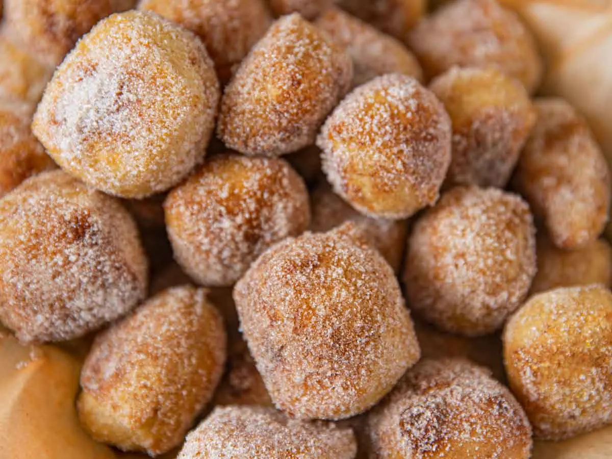 Cinnamon Sugar Pretzel Cinnamon Sugar Pretzel