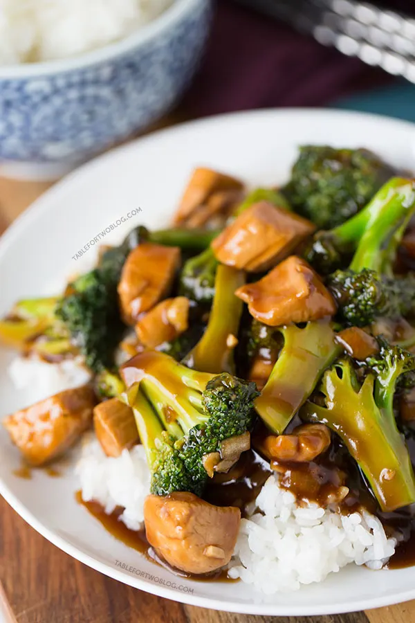 Mushroom Chicken with White Rice and Chinese Broccoli Mushroom Chicken with White Rice and Chinese Broccoli