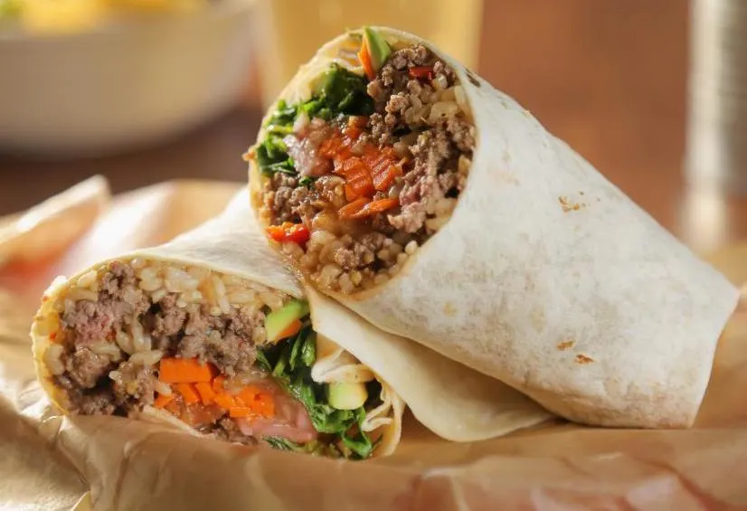 Ground Turkey Burrito with a Mexican Salad Ground Turkey Burrito with a Mexican Salad