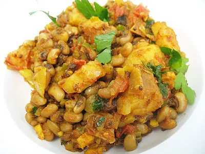Black Eyed Peas with Potato and Bamboo Sweet Curry
