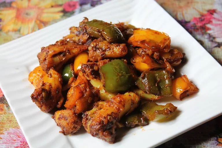 Achari Gobi Shimla Mirch Sabzi