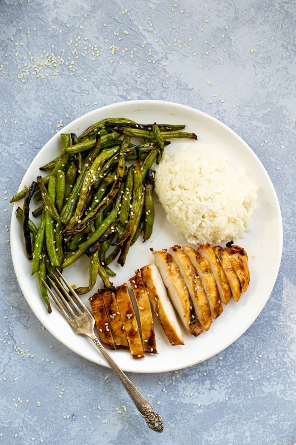 Herb Crusted Chicken with Steamed Basmati Rice & Green Beans