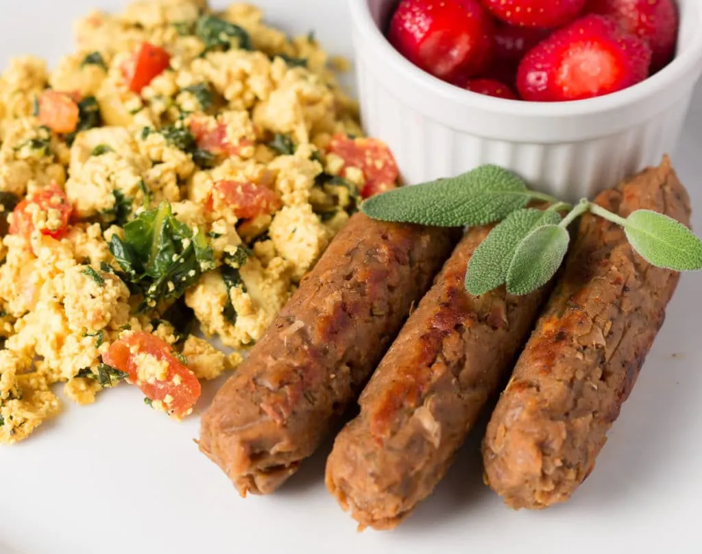 Light Carb Hot Breakfast Box (Vegan Sausage Links and Tofu Scramble)