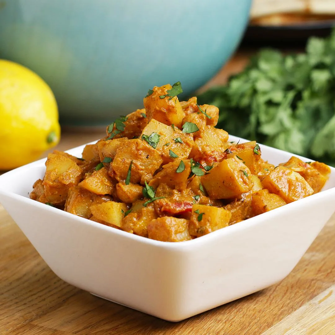 Thai Vegan Curry with Potatoes Thai Vegan Curry with Potatoes