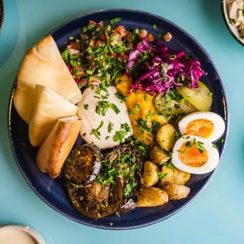 Sabih Boxed Meal served with Wheat Pita Sabih Boxed Meal served with Wheat Pita