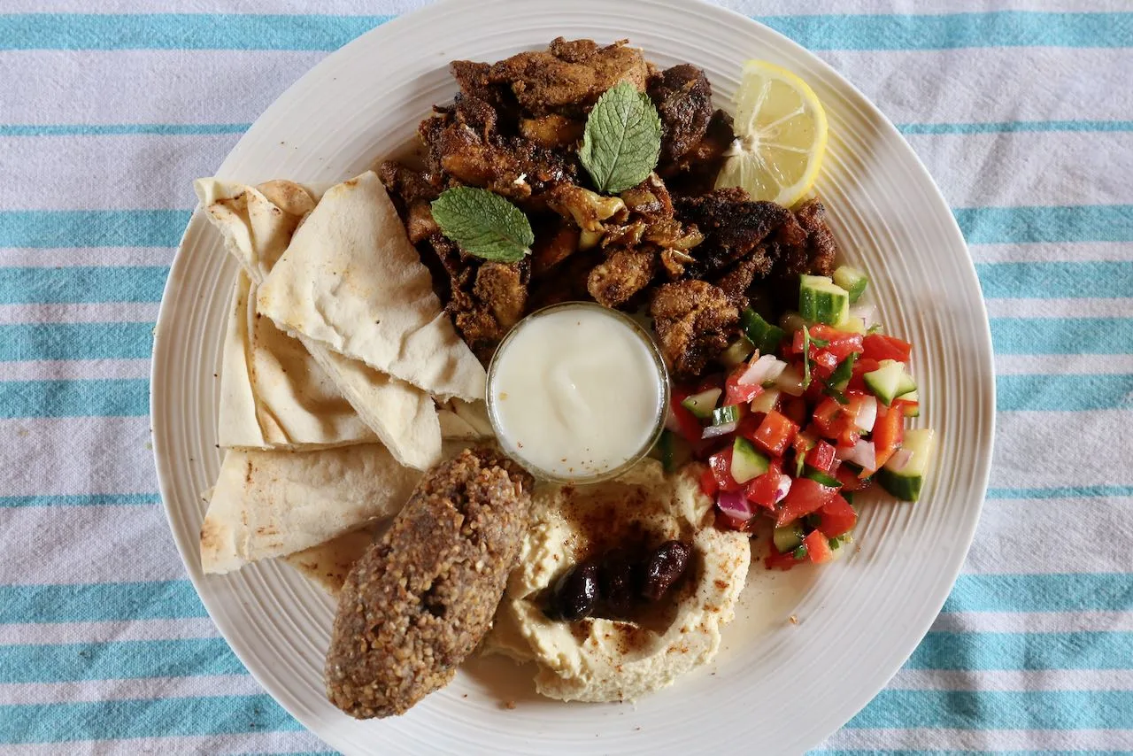 Chicken Shawarma Boxed Meal served with White Pita Chicken Shawarma Boxed Meal served with White Pita