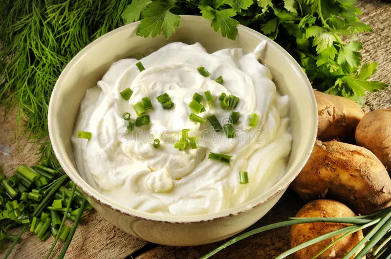 Vegan Sour Cream & Chives Dip Vegan Sour Cream & Chives Dip