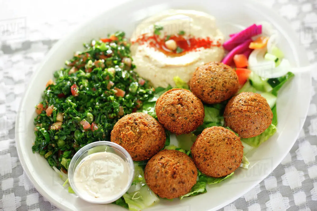 Classic Falafel Boxed Meal with White Pita Classic Falafel Boxed Meal with White Pita